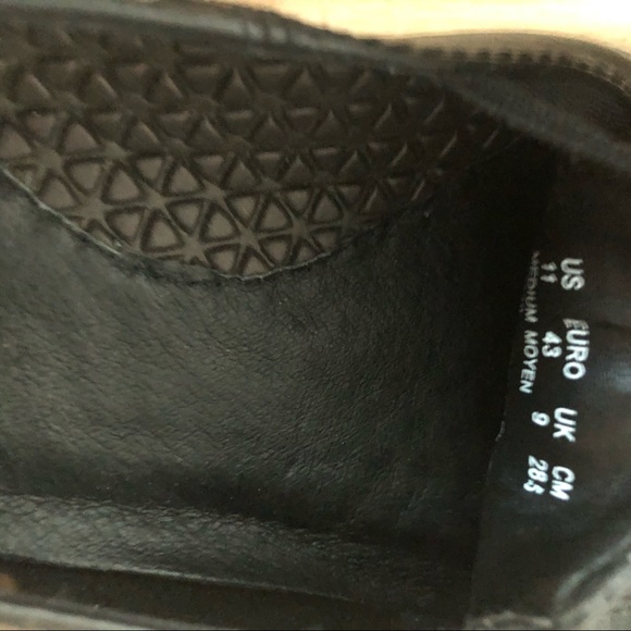 Women’s Dress Shoes - Picture 6 of 7